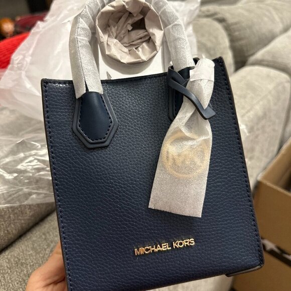 NWT! NEW! Michael Kors Mercer Extra-Small Pebbled Leather Crossbody Bag -Navy - Picture 2 of 12